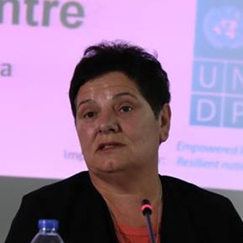 Flora Macula