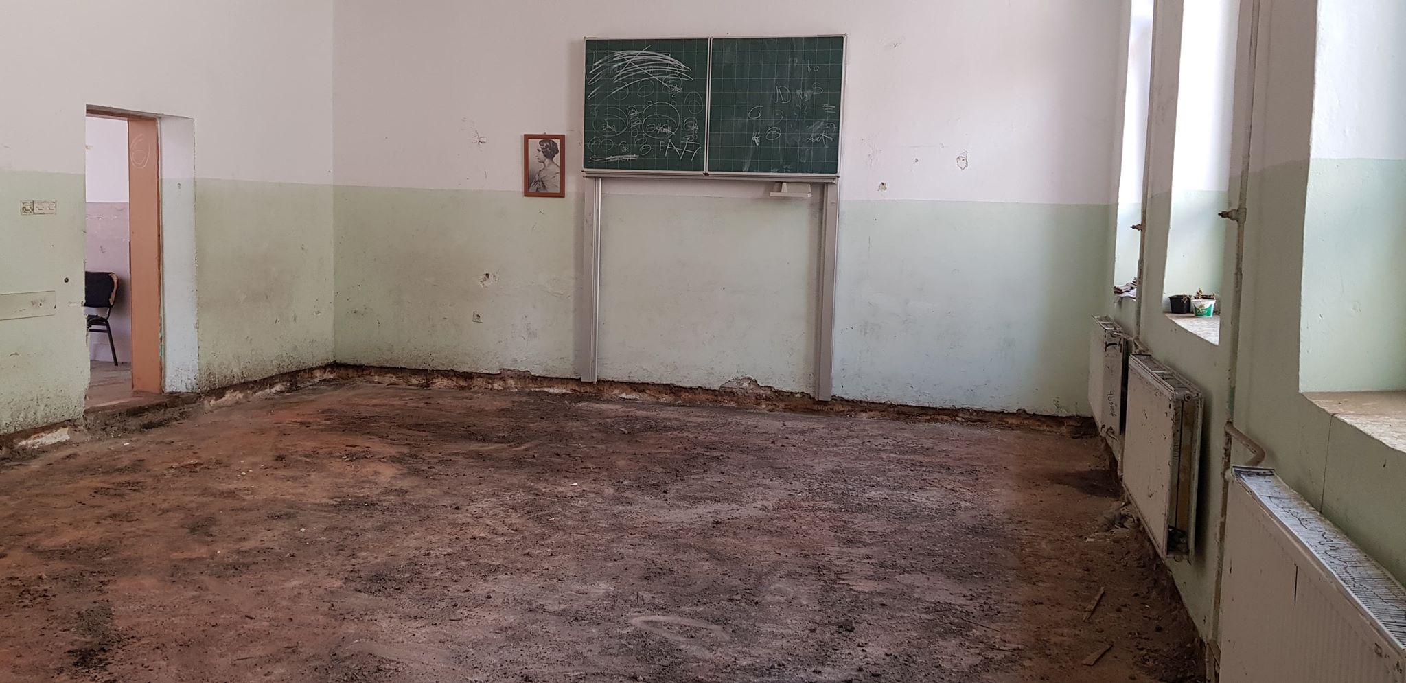 Pezullohet rinovimi i shkollës-monument  në Prishtinë shkaku i mungesës së lejes