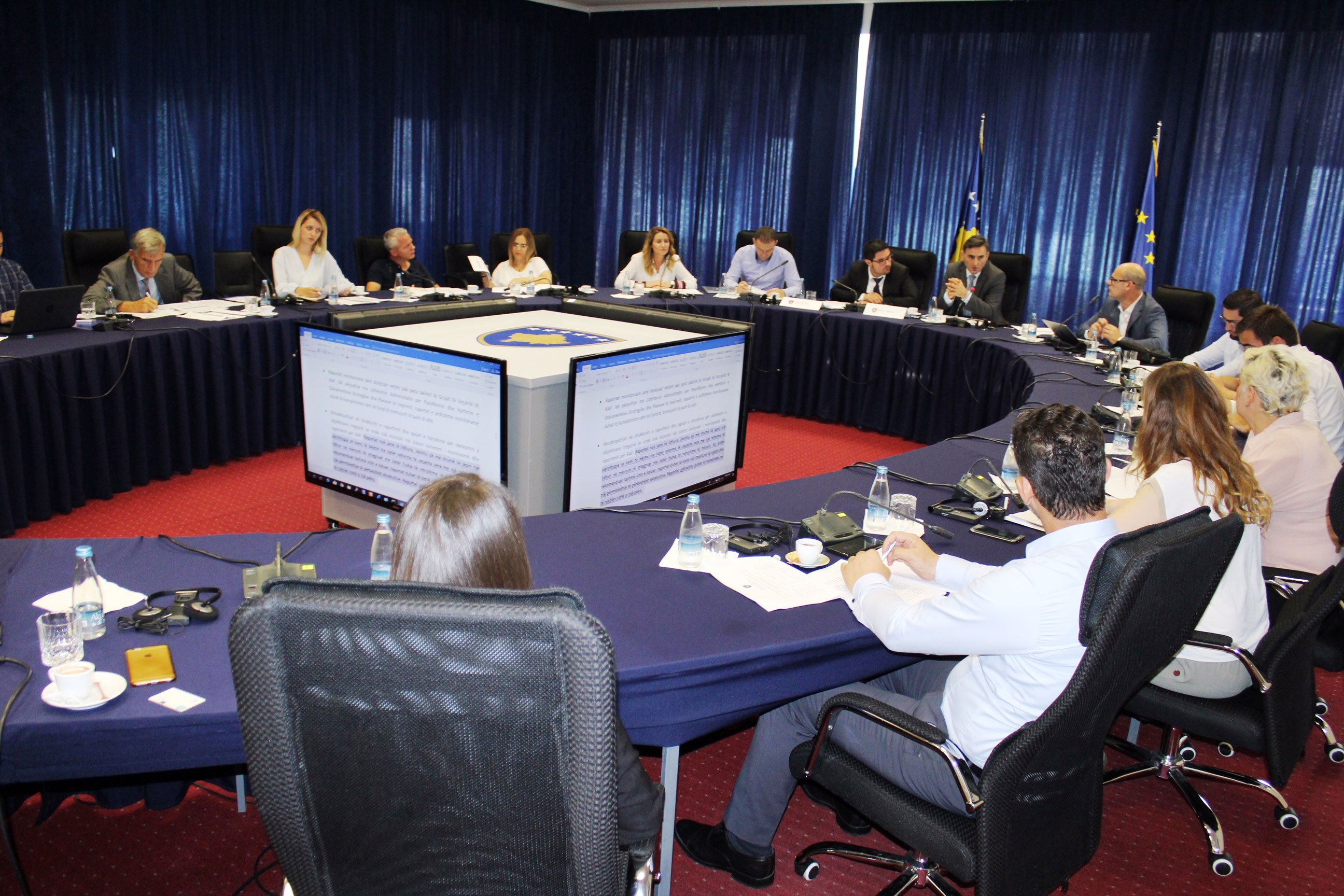 Ministri Yagcilar mobilizon institucionet për zbatim të Strategjisë për Modernizimin e Administratës Publike