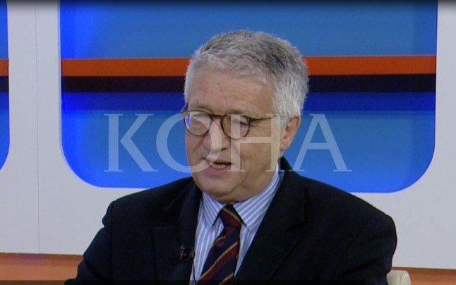 Petritsch: Korrigjimi i kufirit Kosovë - Serbi, sikur ai me Malin e Zi