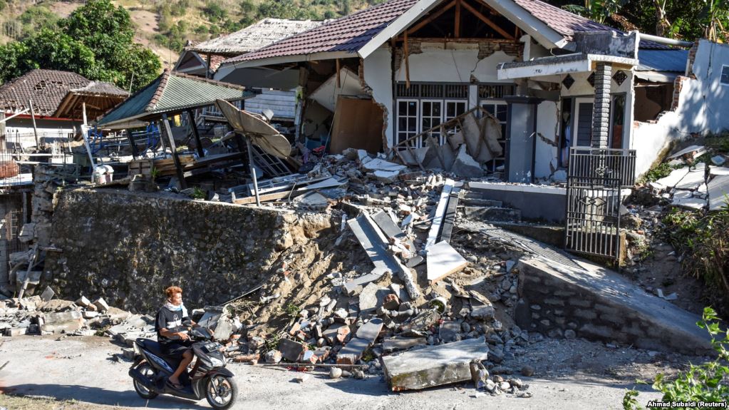 Ishulli indonezian përballet me një tjetër tërmet të fuqishëm