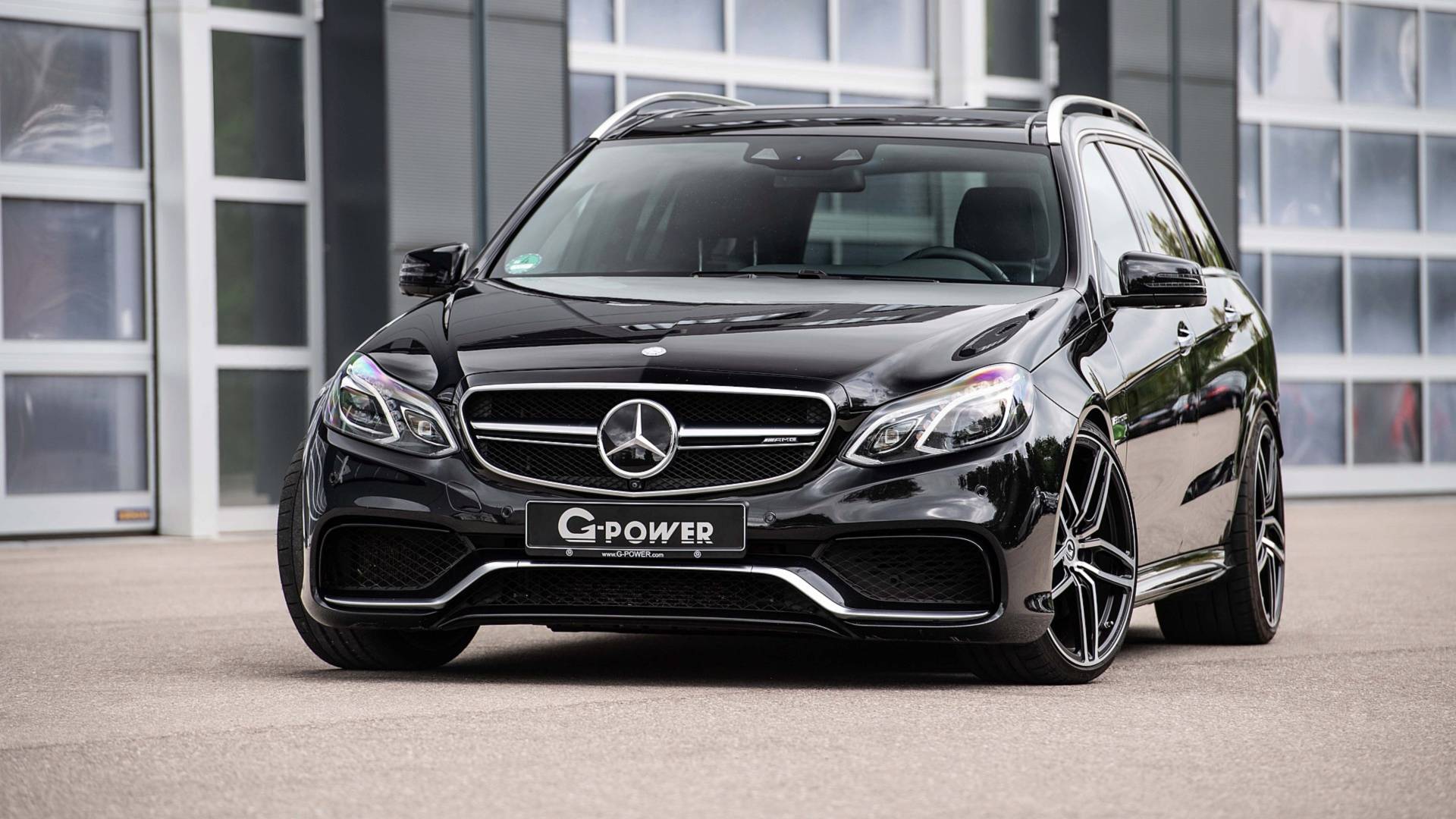 Mercedesi me 800 kuajfuqi, i përkryer për kryefamiljarë që dëshirojnë të vozisin “pak” më shpejtë