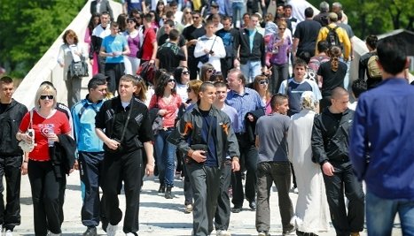 Sipas sondazheve, shumica në Maqedoni do të votojë “Pro” ndryshimit të emrit