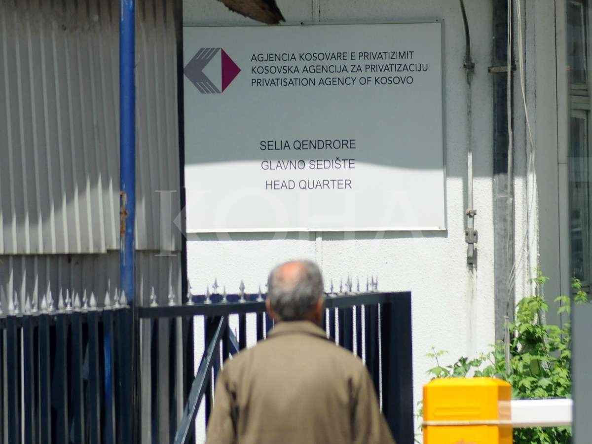 Blerja e pronave nga AKP-ja rrezikon falimentimin financiar të komunave