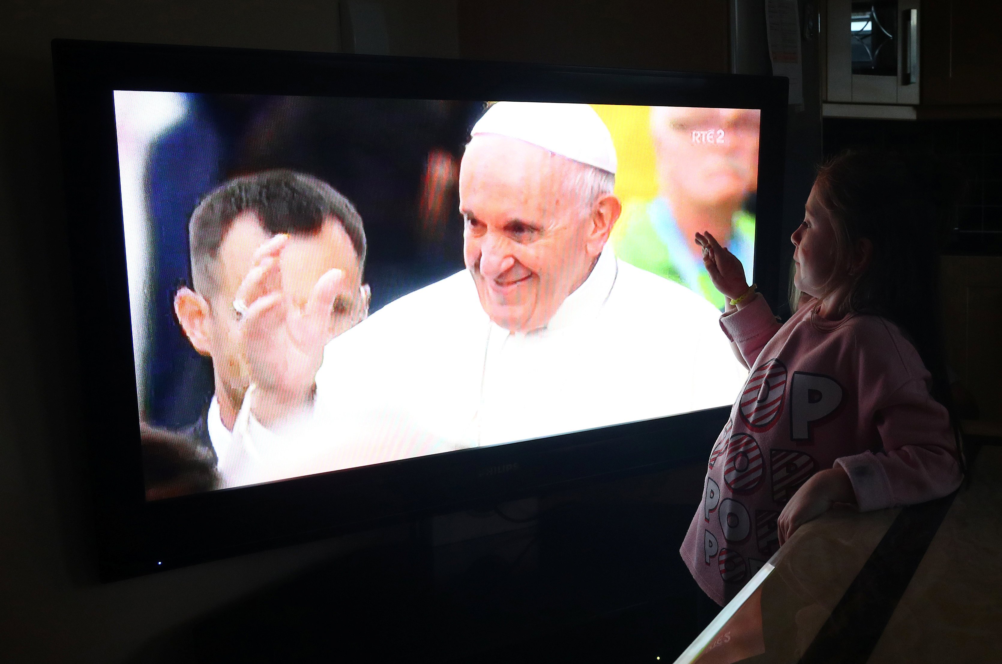 Papa Françesku: Më vjen turp nga abuzimet e Kishës