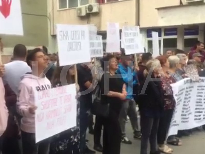 Pelegrinët serbë nuk shkuan sot në Gjakovë