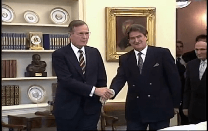 Sali Berisha kujton takimin me Goerge H. W. Bushin