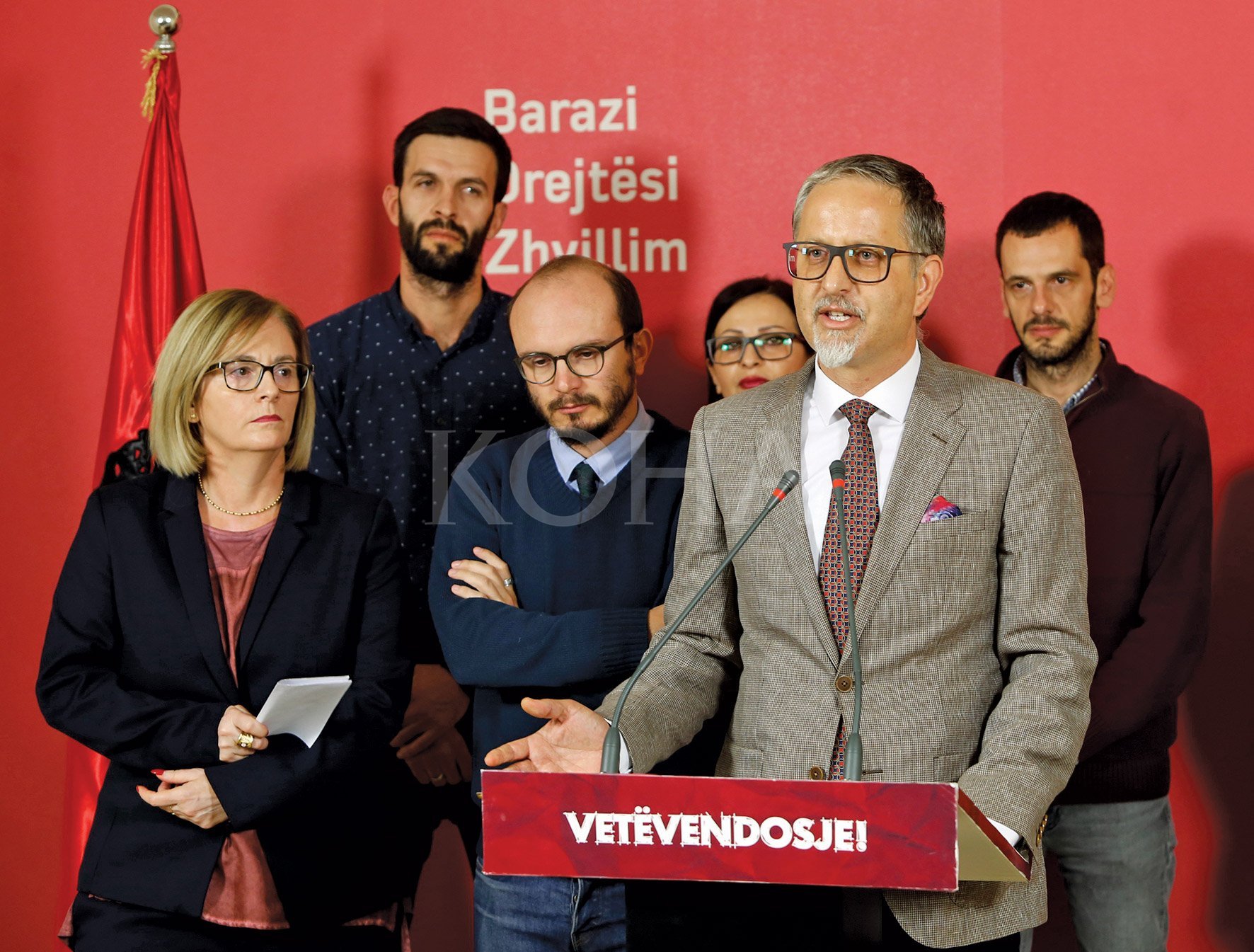 Kelmendi e Vitia akuzojnë Ahmetin për shkarkime pa njoftim zyrtar