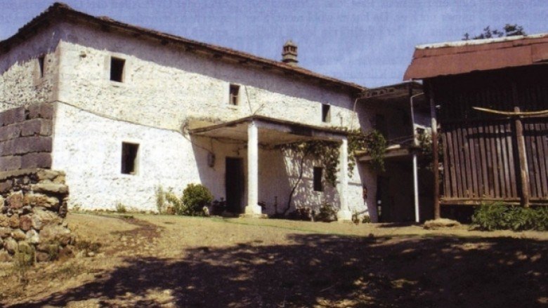 Serbia “me dëshmitë e 8 luftëtarëve të UÇK-së për shitje organesh në Kosovë”