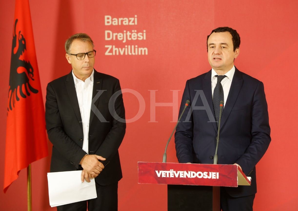 Kurti: Qeveria ka dështuar në liberalizimin e vizave dhe luftimin e korrupsionit
