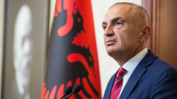 Meta: Ministria e Jashtme s’mund të kthehet në autoshkollë ku ustai kërkon të mësojë “gjeniun” si të ndryshojë kufijtë