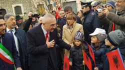 Meta takon arbëreshët në Greci, veçon kontributin e DioGuardit për çështjen e Kosovës