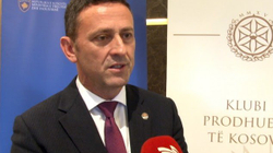 Hoxha: Korrupsioni dhe barrierat nga pala maqedonase rëndojnë bizneset kosovare