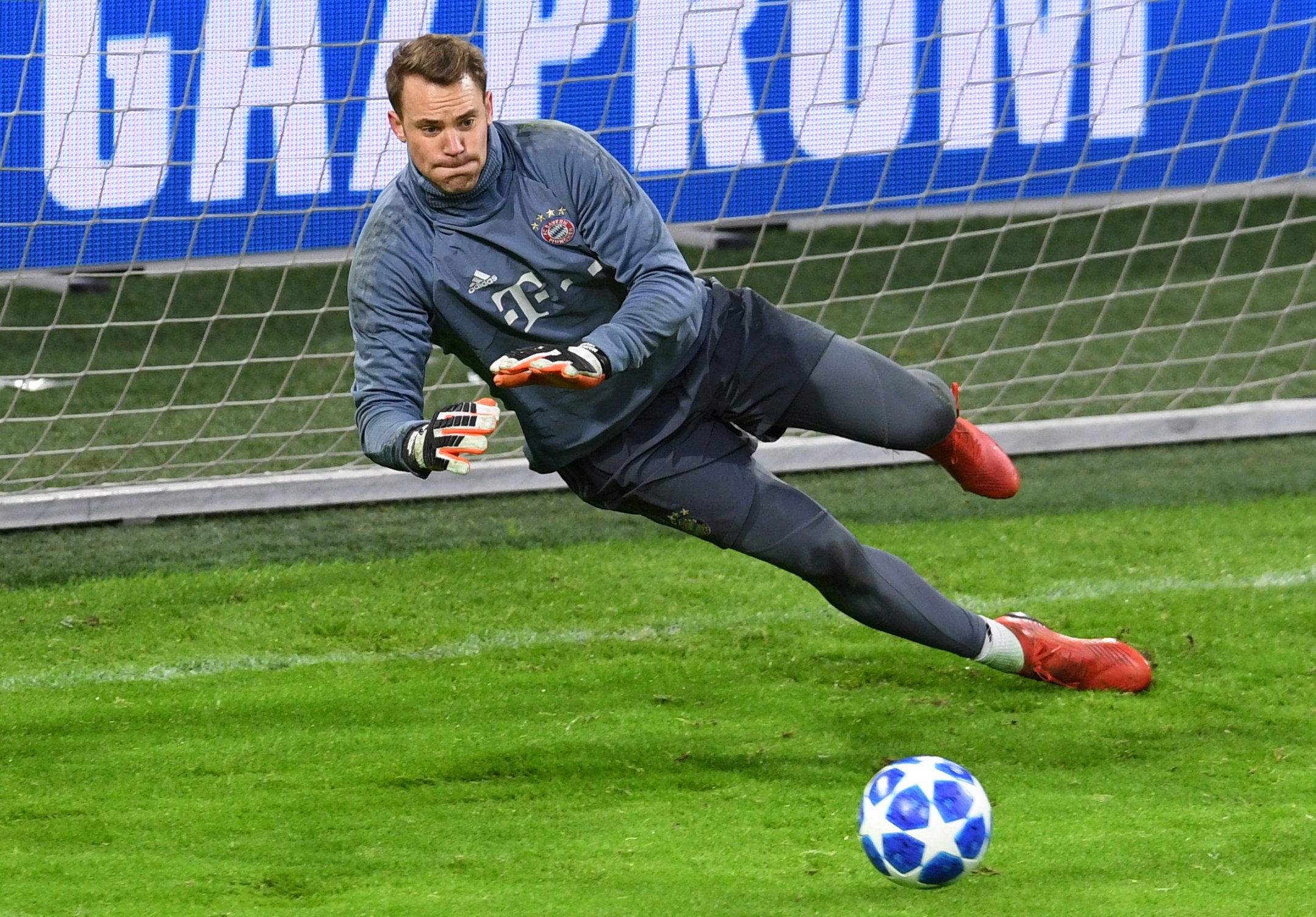 Neuer i bindur se Bayerni mund ta eliminojë Liverpoolin nga “Championsi”