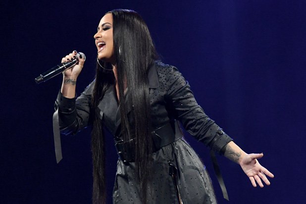 Lovato thotë se më vonë do të flasë për gjendjen e rëndë që ka kaluar
