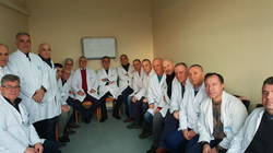 Kirurgët e të gjitha reparteve në spitalin e Gjilanit i bashkohen grevës së kirurgëve të QKUK-së