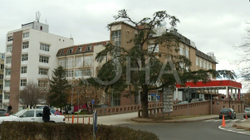 Kirurgët në ditën e nëntë të grevës, Sindikata “mjaftohet” me vetëm 24 orë