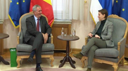 Bërnabiq: Dialogu me Kosovën, pas heqjes së taksës