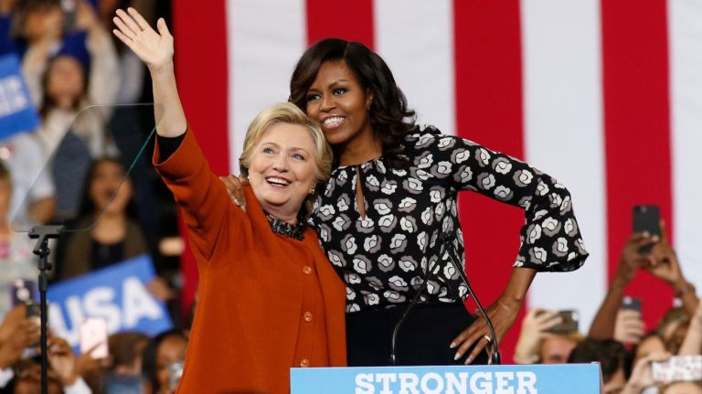 ​Michelle Obama thyen “mbretërimin” e Hillary Clintonit si gruaja më e admiruar në SHBA