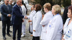 Haradinaj: Me ligjin për paga, lajme të mira po vijnë edhe për sektorin shëndetësor