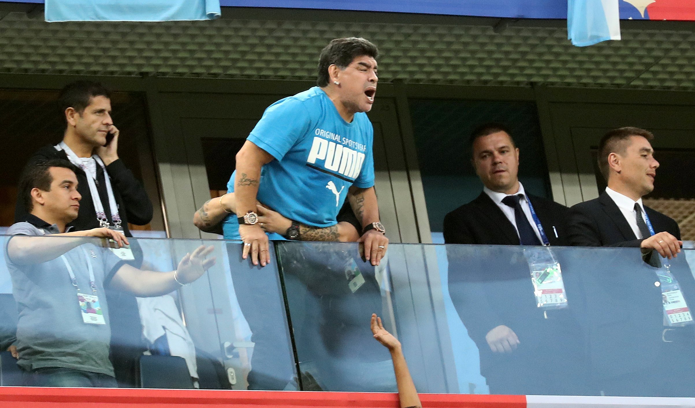 Maradona i dëshpëruar që s'po merret parasysh nga Argjentina