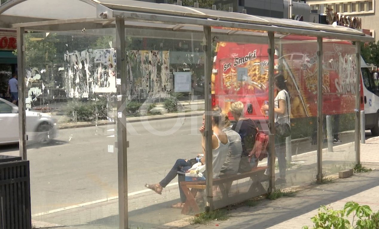Stacionet mbesin pa orare të autobusëve, Ahmeti kishte premtuar se do të bëheshin që më 2013