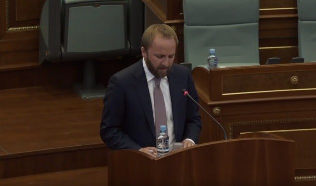 Tahiri: Projektligji për gjykatën e AKP-së, dëshmi se mund të udhëheqim vet