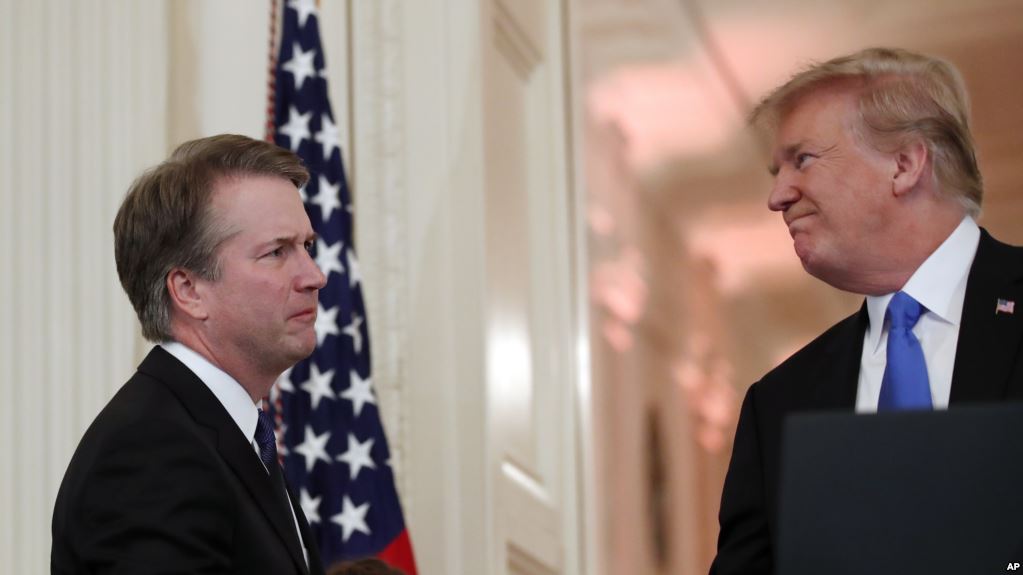 Trumpi emëron gjykatësin Brett Kavanaugh në Gjykatën e Lartë
