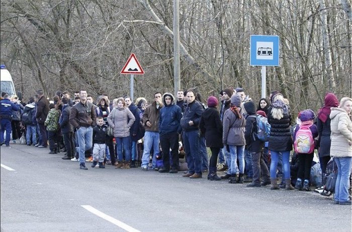Sipas një sondazhi, Kosovën do ta braktisnin 48 % , e Shqipërinë 43% e qytetarëve