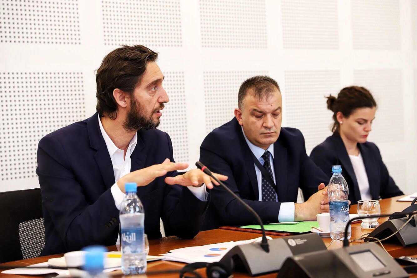Sipas ministrit Ismaili, furnizimi me barna është stabilizuar