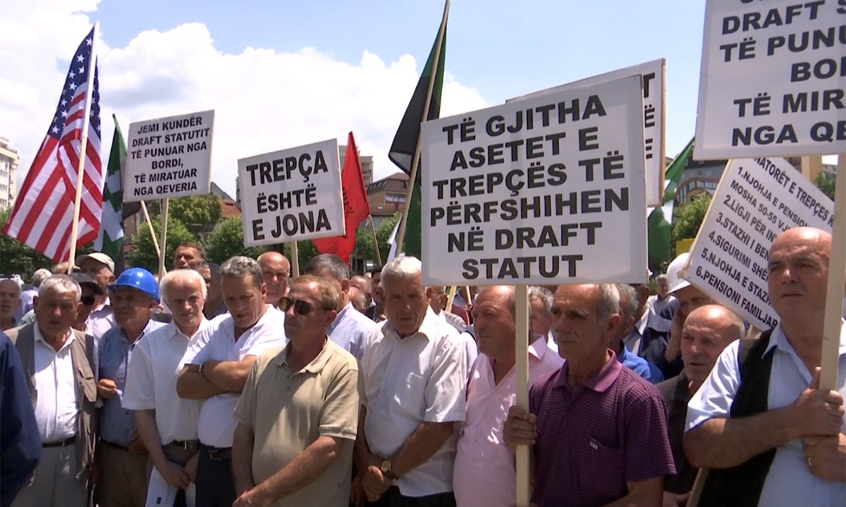 “Minatorët: Nëse nuk na plotësohen kërkesat tona, do të vijmë të vdesim para Kuvendit”