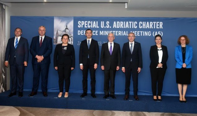 Ministri Berisha thotë se Kosova është e gatshme të kontribuojë në misione jashtë vendit