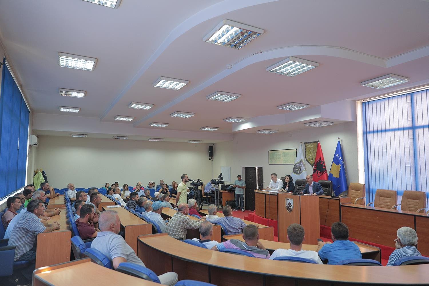 Fshati i Vjetër në Ferizaj vazhdon të kundërshtojë vendosjen e varrezave