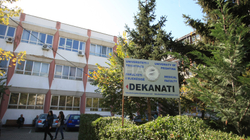 Bytyqi presion Akreditimit për shtimin e studentëve në Mjekësi