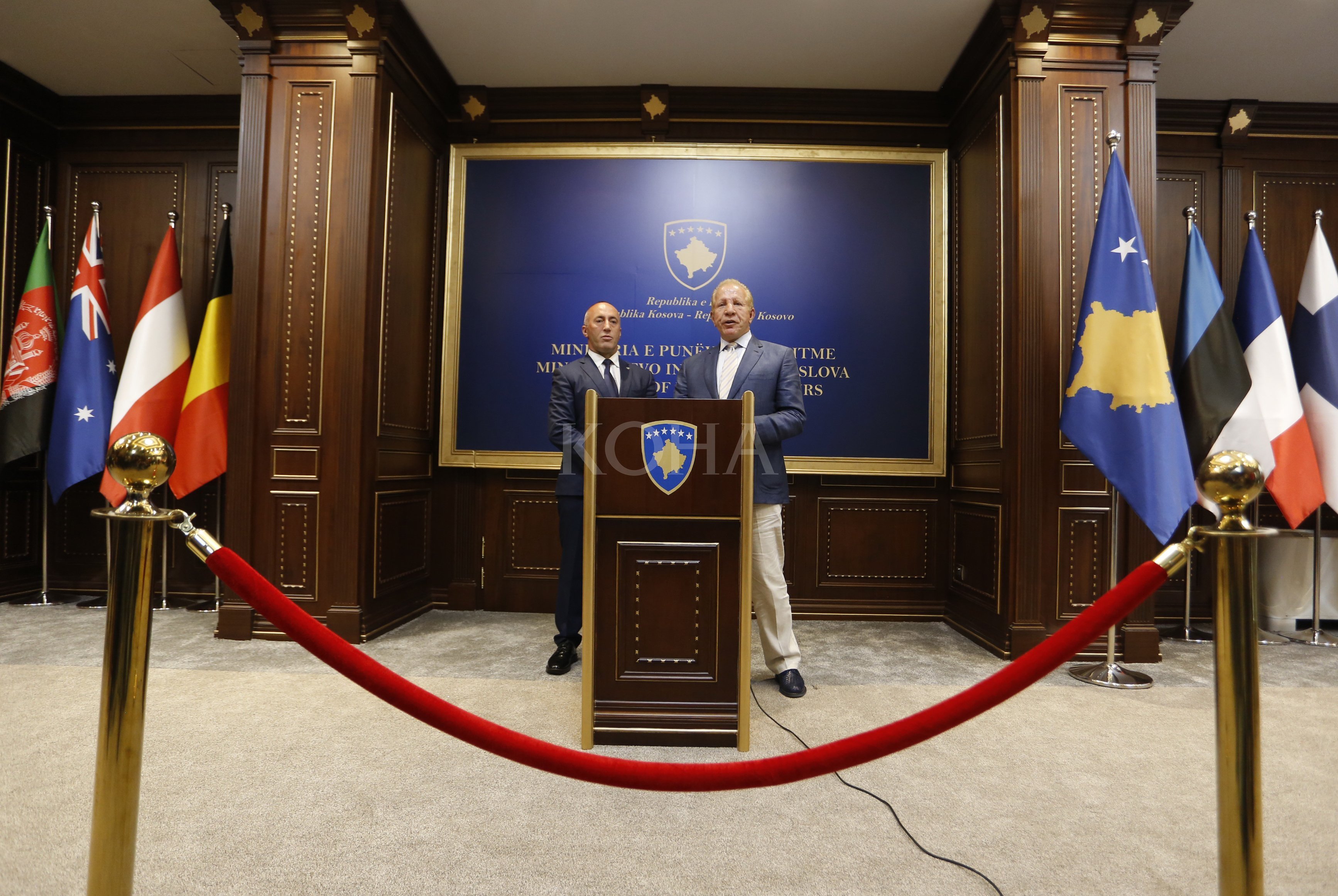 Haradinaj ka kërkuar nga BE-ja dhe SHBA-ja armëpushim politik me Serbinë