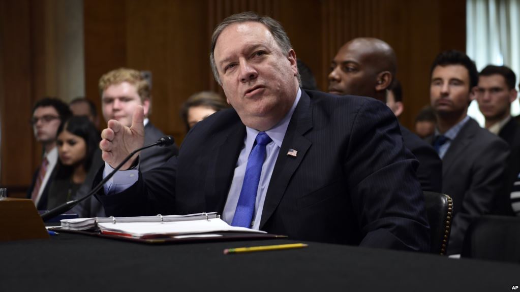 Pompeo nuk pranon të japë detaje për takimin Trump-Putin