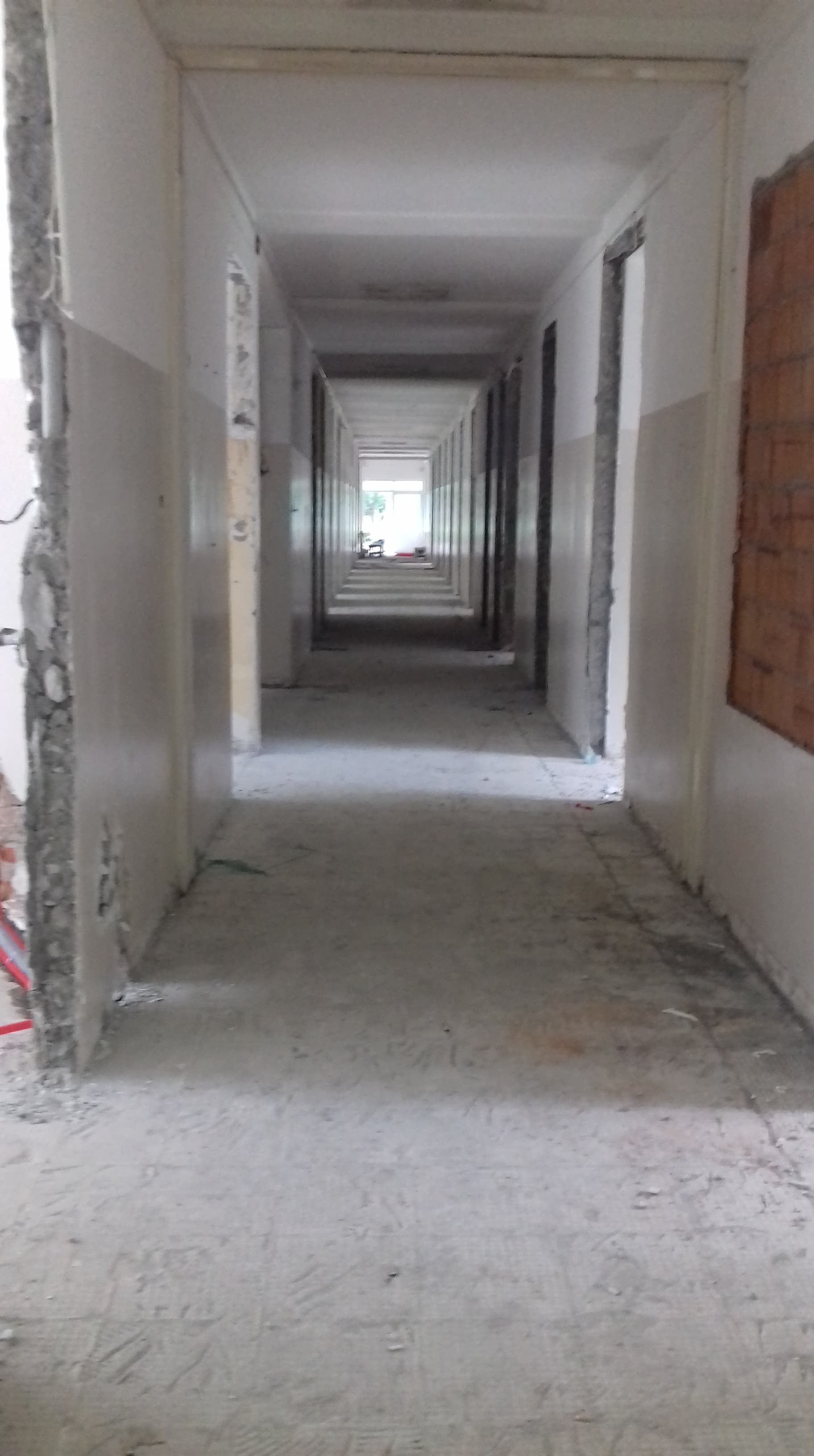 Rinovohen dy reparte në Spitalin e Përgjithshëm në Pejë