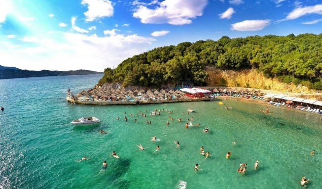 Skocezët: Saranda një ndër plazhet e fshehura ku mund të arratiseni këtë verë