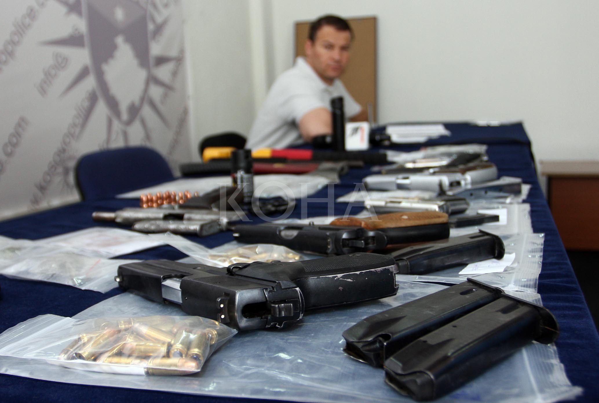 Kontrolli mbi armët pa leje synohet të bëhet përmes mundësisë së dorëzimit dhe legalizimit të tyre