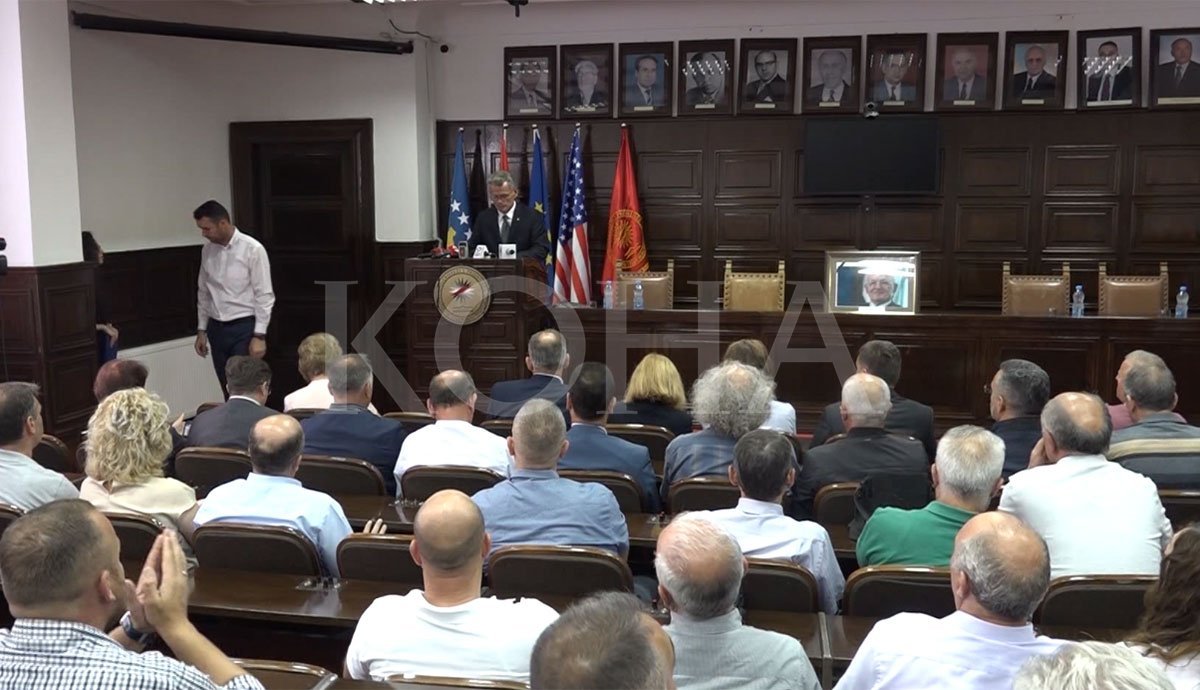 UP-ja kujton Demaçin, rektori thotë se vepra e tij do të jetojë brez pas brezi