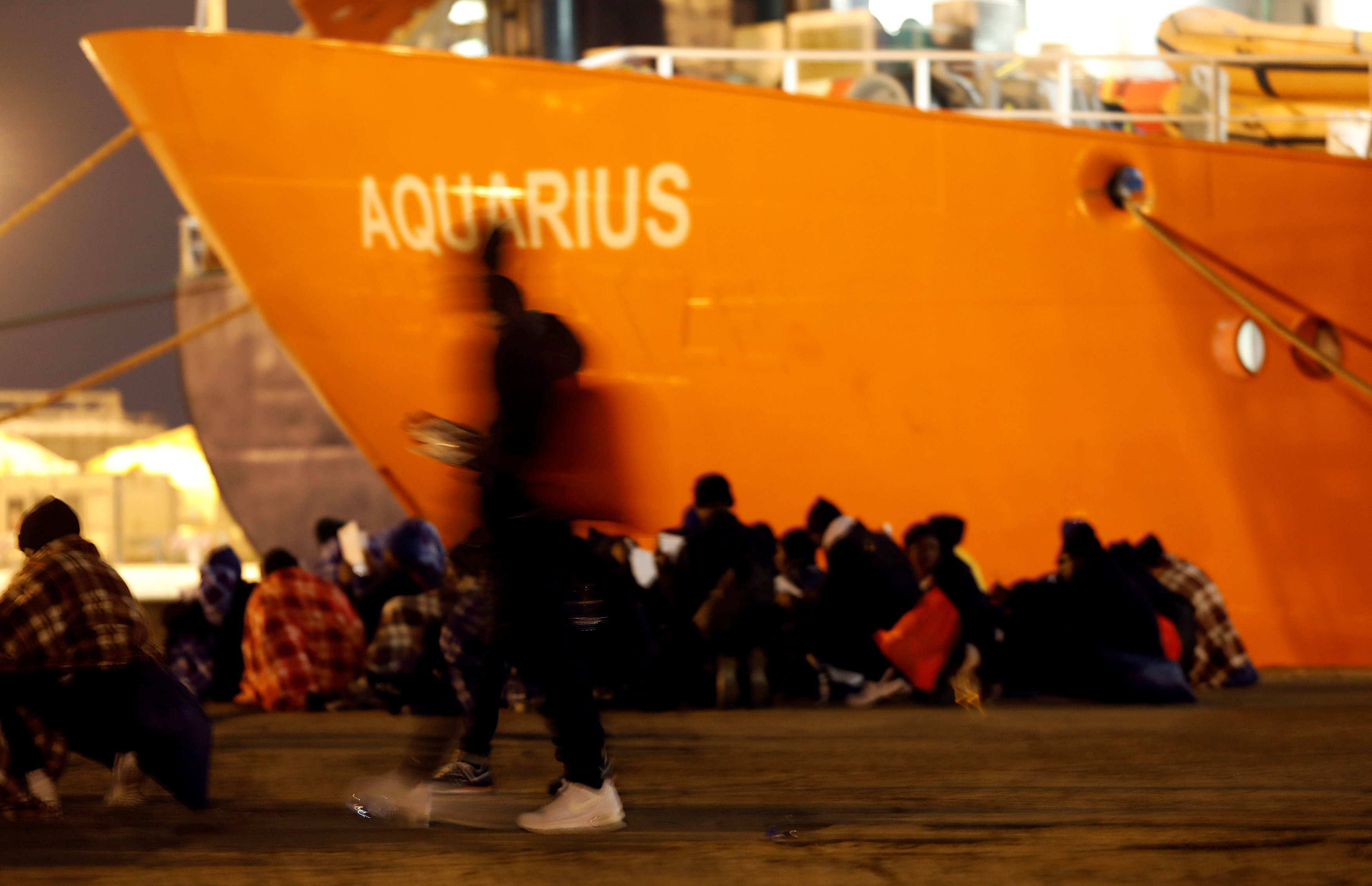 Emigrantët e refuzuar, anijen me 629 persona nuk e pranon asnjë shtet
