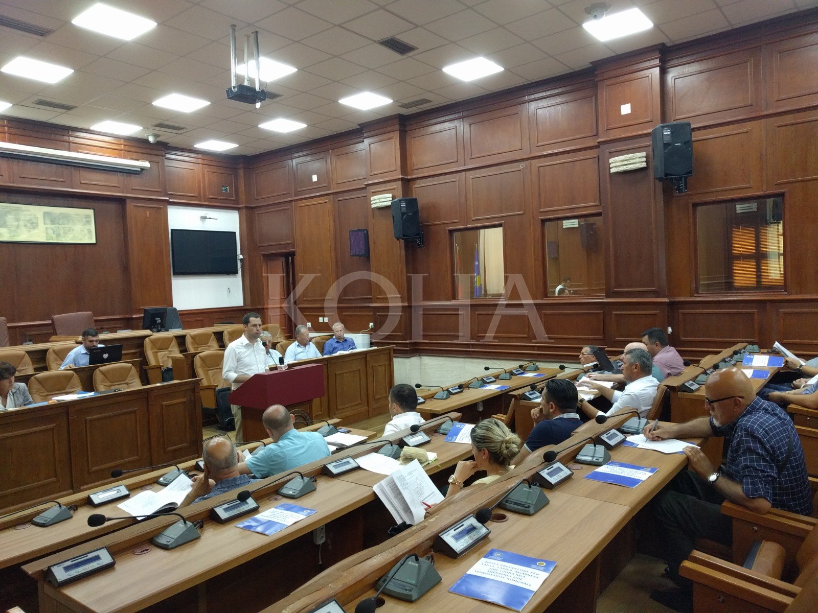 Afaristët e zejtarët të Prizrenit kundër taksës komunale për bizneset 