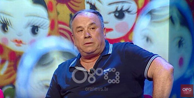 Rrahmani ironizon me komentatorin shqiptar, “na quajtët tradhtarë pse zgjodhëm Kosovën”