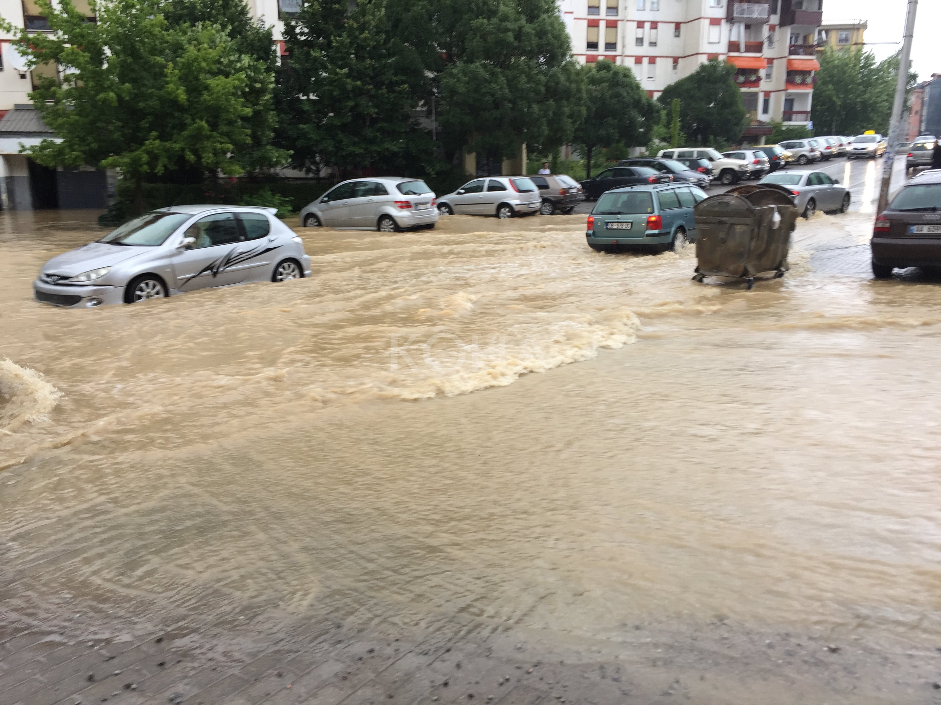 Opozita kërkon që Komuna e Gjilanit t`i kompensojë dëmet nga vërshimet