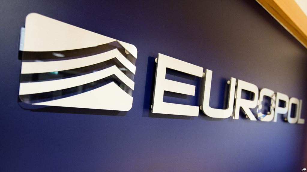 EUROPOL: Kërcënimet terroriste ende të larta, edhe pse ISIS po humbet terren