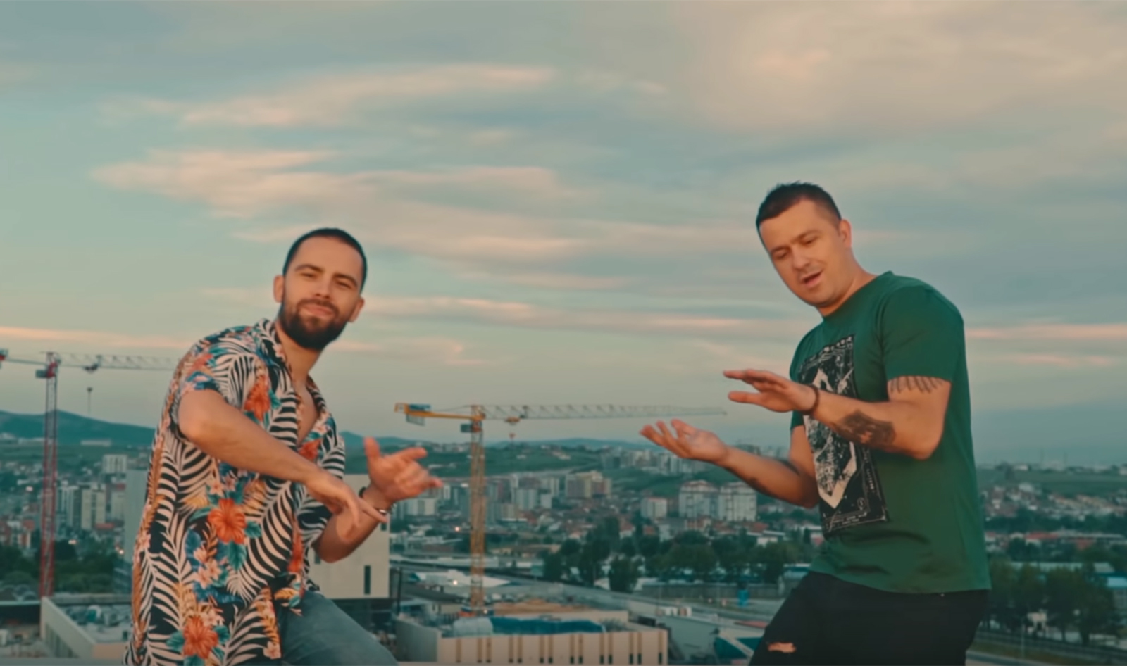 Genc Prelvukaj e NRG Band i këndojnë “Dashnisë”
