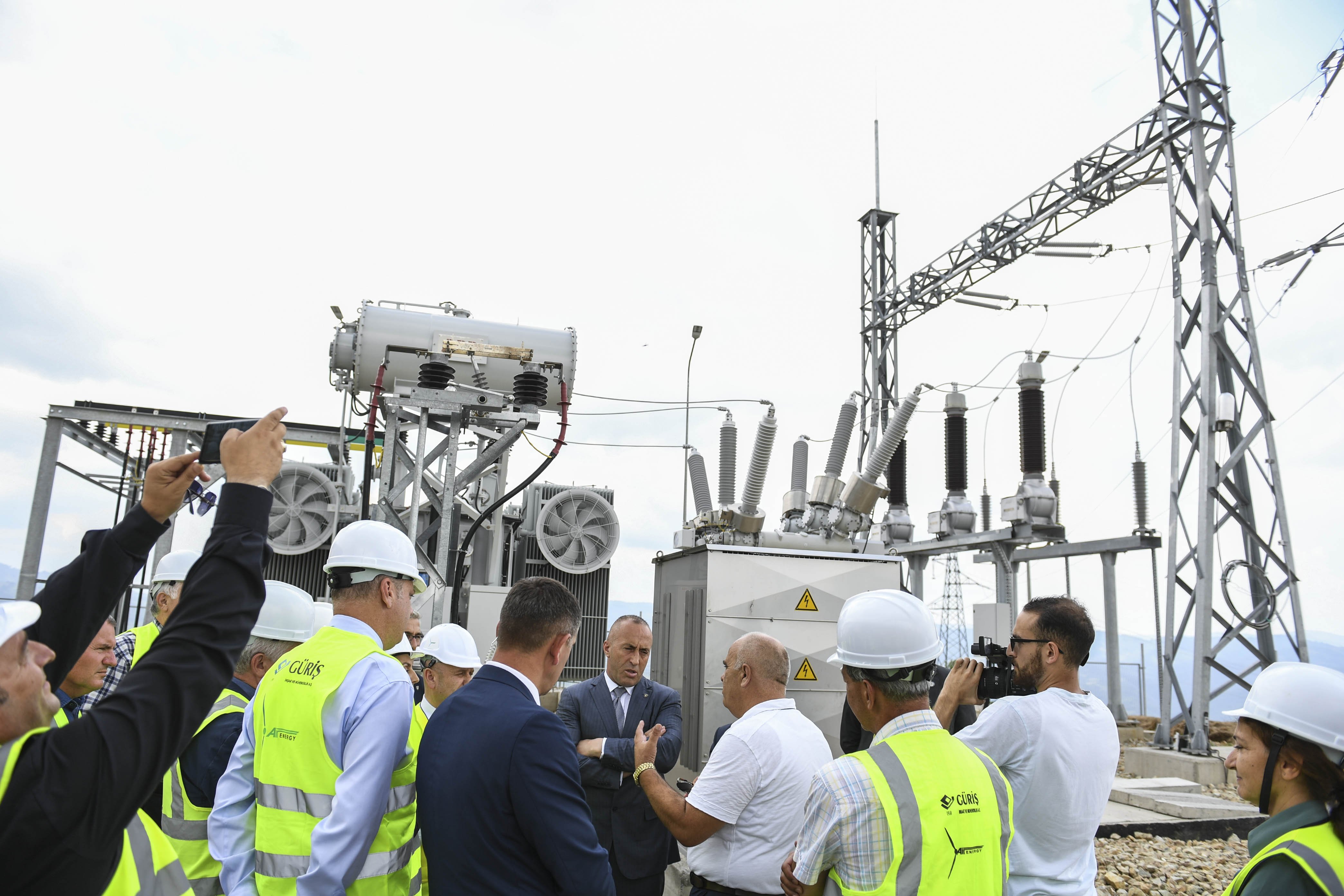 Haradinaj thotë se prodhimi i rrymës me erë është i dobishëm për Kosovën