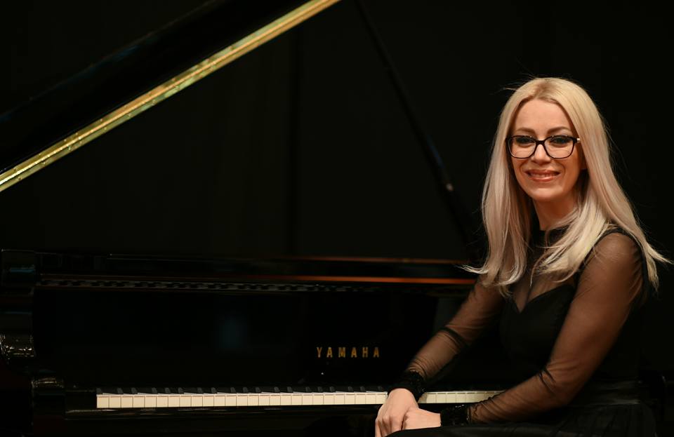 Pianistja në kërkim të vazhdueshëm të veprave sfiduese