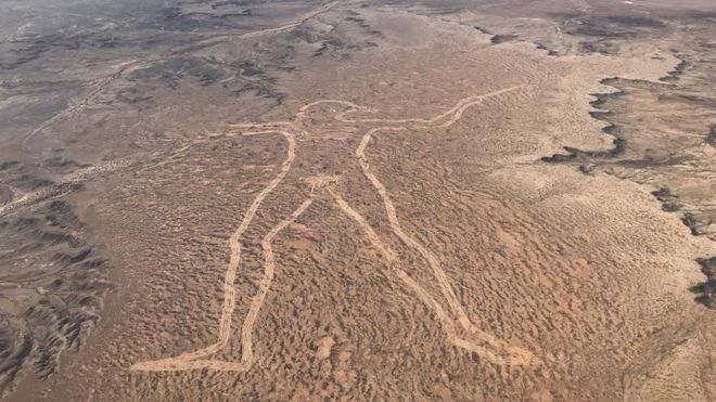 Misteri 20 vjeçar i figurës gjigante në shkretëtirën e Australisë