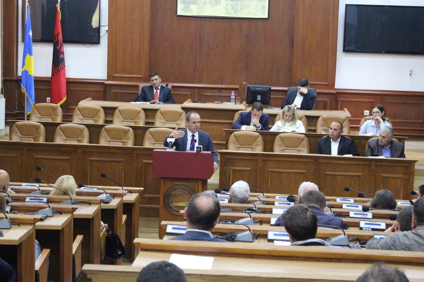 Bizneset ankohen për mospërmbushje të premtimeve elektorale nga Haskuka